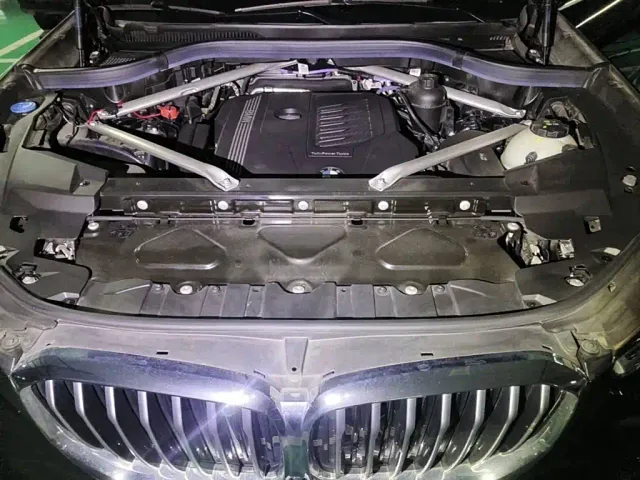 BMW X5 — Фото автомобиля 3