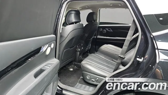 Genesis GV80 — Фото автомобиля 12