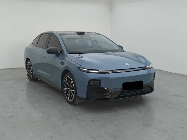 Leapmotor B01 — Фото автомобиля 3