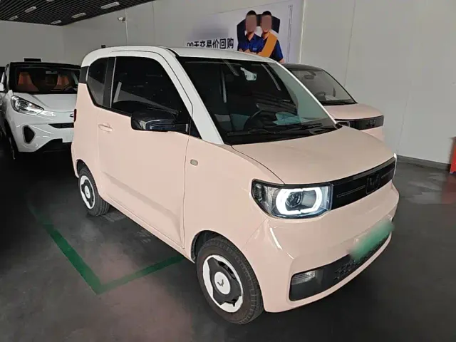 Wuling Hongguang Mini EV — Фото автомобиля 3