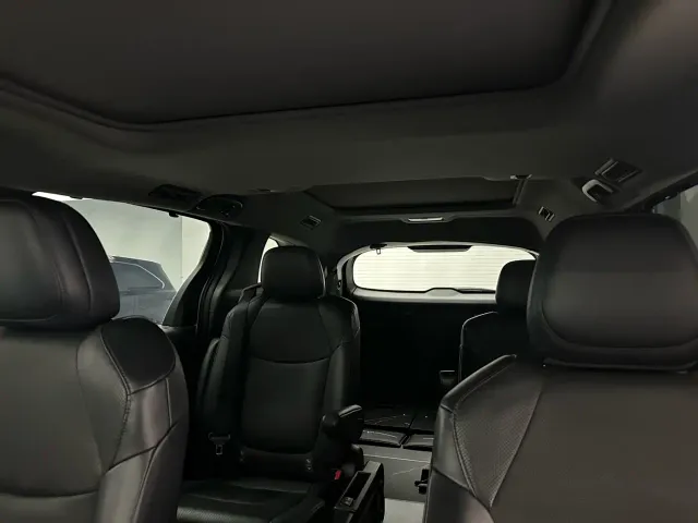 Toyota Granvia — Фото автомобиля 18