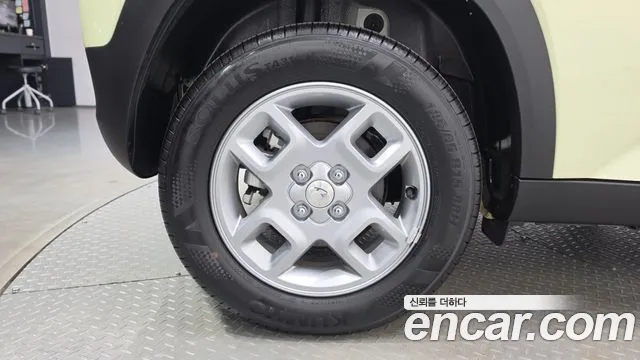 Hyundai Casper Casper Electric Inspiration — Фото автомобиля 2