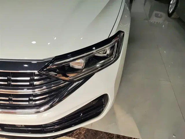 Volkswagen Sagitar — Фото автомобиля 23