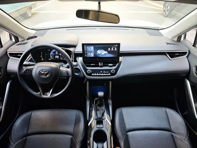 Toyota Frontlander — Фото автомобиля 10