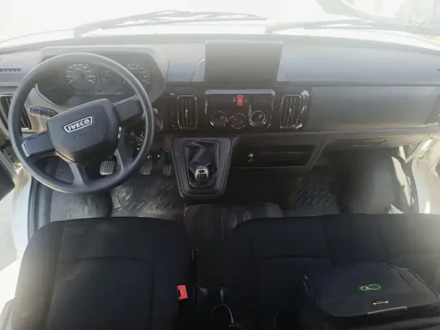 Iveco Daily — Фото автомобиля 9