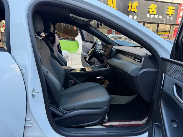 BYD Qin PLUS — Фото автомобиля 6