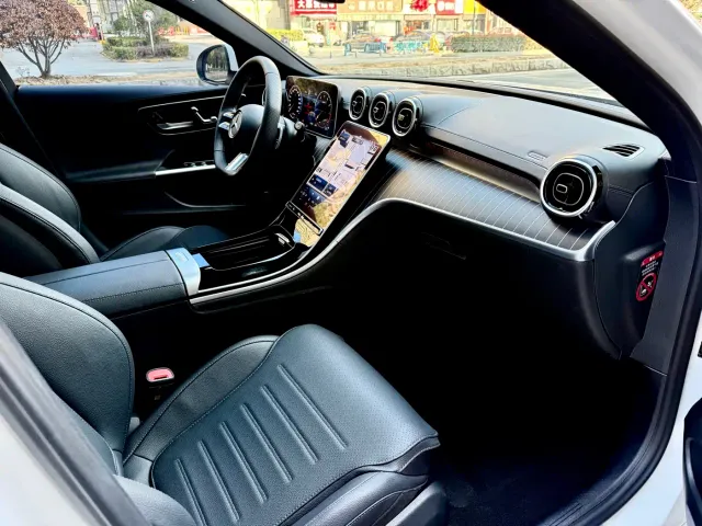 Mercedes-Benz C-Class — Фото автомобиля 12