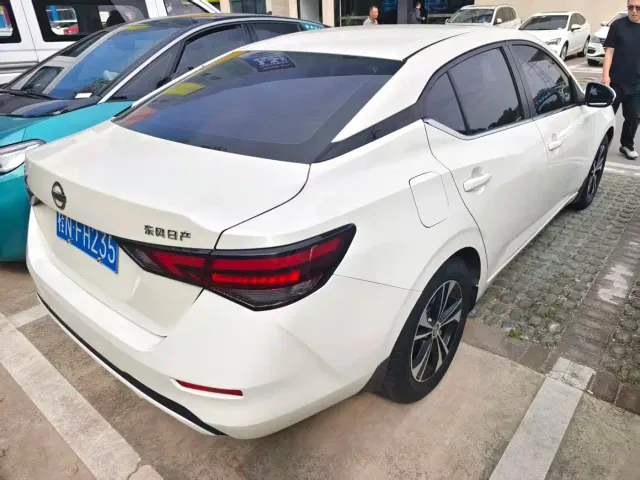 Nissan Sylphy — Фото автомобиля 11