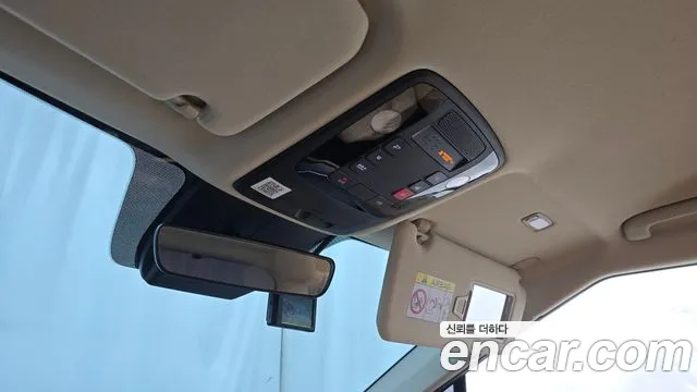 Kia Carnival 4th Gen — Фото автомобиля 25