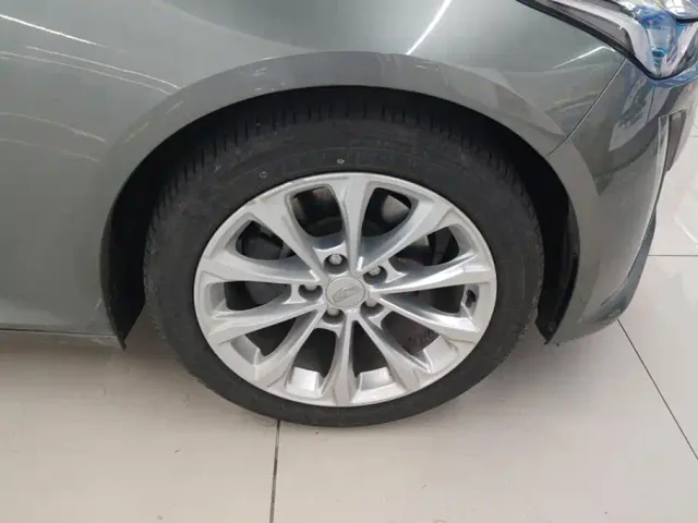 Cadillac CT5 — Фото автомобиля 6