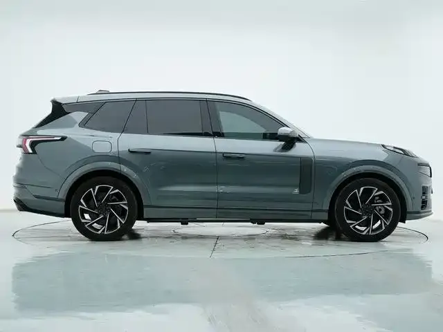 Lynk & Co 09 — Фото автомобиля 8