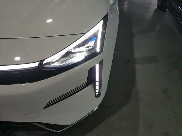 Geely Galaxy L6 — Фото автомобиля 23