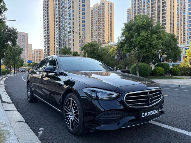 Mercedes-Benz C-Class — Фото автомобиля 3