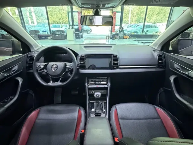 Skoda Karoq — Фото автомобиля 18