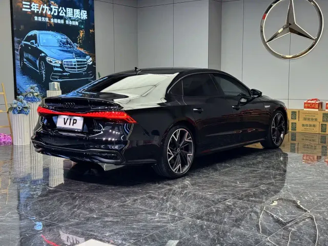 Audi A7L — Фото автомобиля 7
