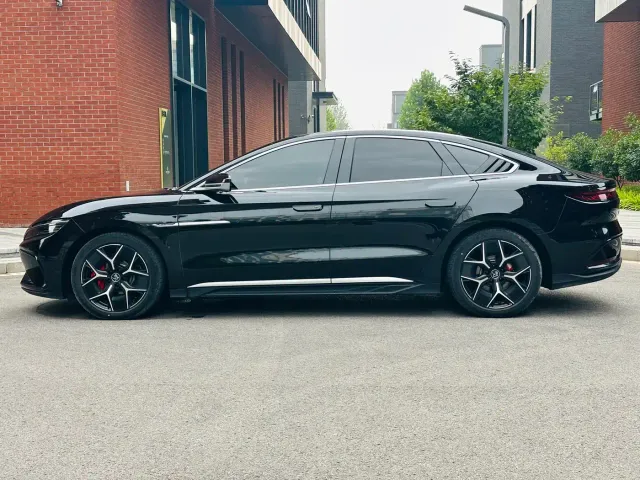 BYD Han — Фото автомобиля 8