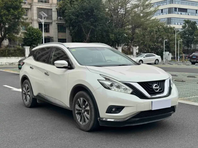 Nissan Murano — Фото автомобиля 4