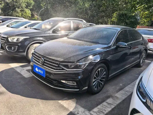 Фотография автомобиля — Volkswagen Magotan
