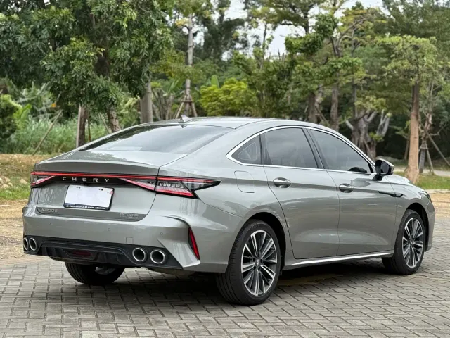 Chery Arrizo 8 — Фото автомобиля 6