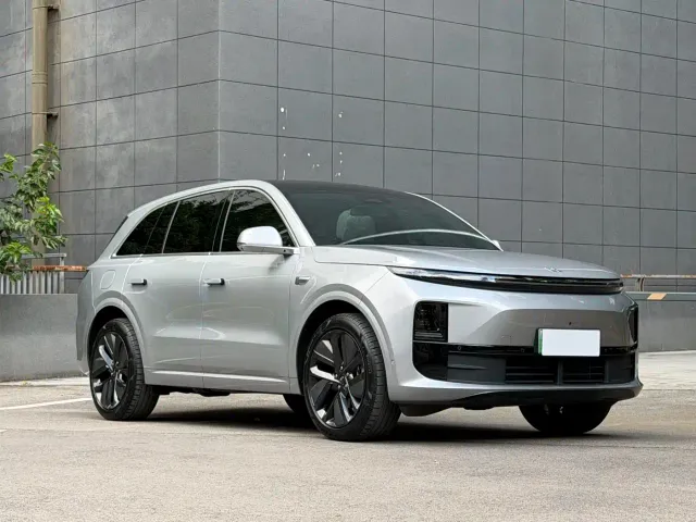 Li Auto L6 — Фото автомобиля 3