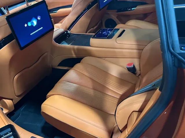 BYD U7 — Фото автомобиля 4