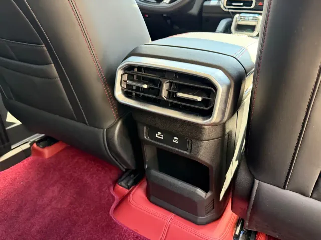 Jetour T2 — Фото автомобиля 15