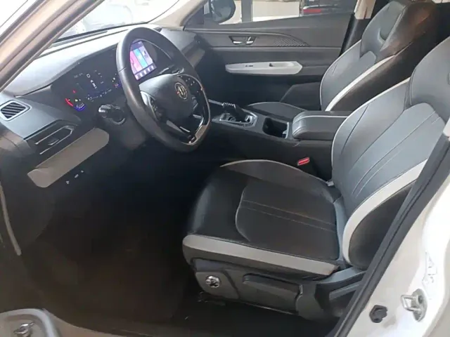 Dongfeng Fengshen E70 — Фото автомобиля 14