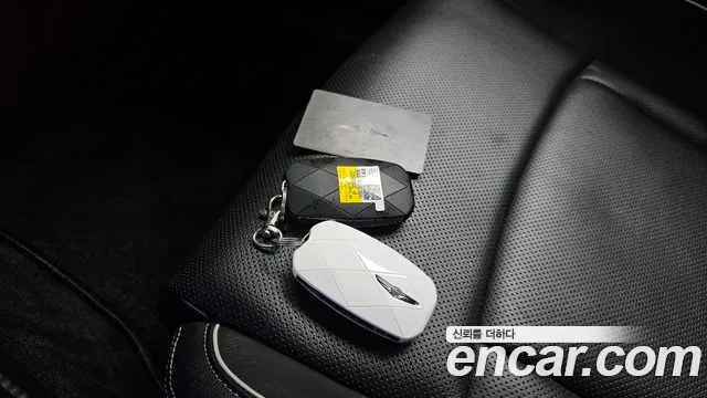 Genesis G90 Бензин 3.5 турбо AWD — Фото автомобиля 13