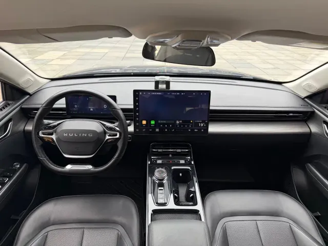 Wuling Starlight — Фото автомобиля 5