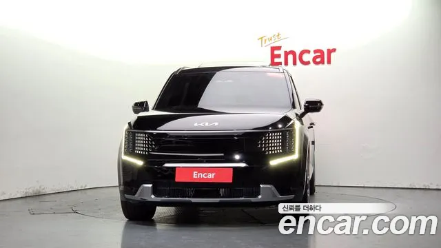 Kia EV9 — Фото автомобиля 3