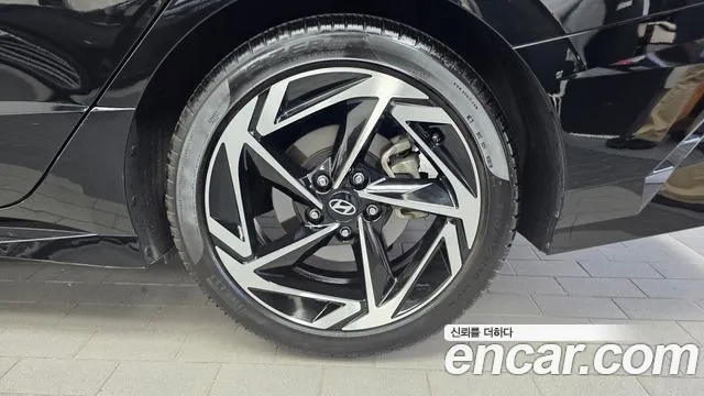 Hyundai Sonata — Фото автомобиля 6