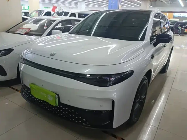 Фотография автомобиля — Leapmotor C10