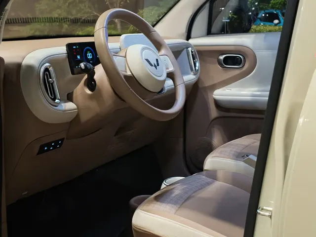 Wuling Hongguang Mini EV — Фото автомобиля 8