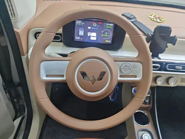 Wuling Hongguang Mini EV — Фото автомобиля 15