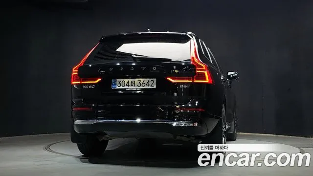 Вольво XC60 — Фото автомобиля 4
