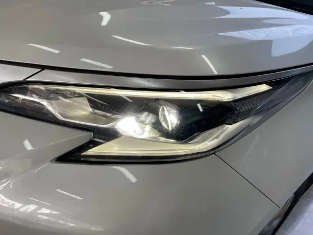 Toyota Sienna — Фото автомобиля 12