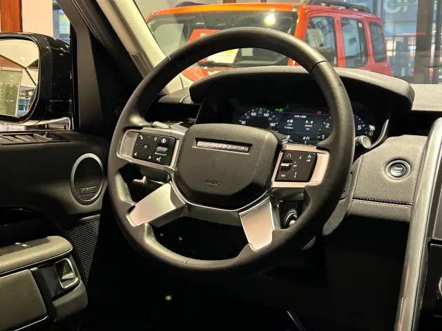 Land Rover Discovery — Фото автомобиля 23