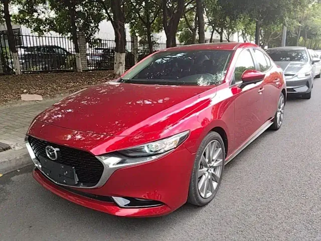 Фотография автомобиля — Mazda Axela
