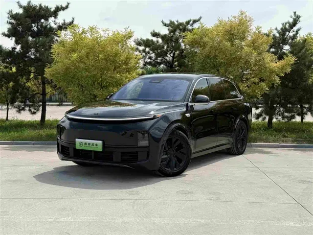 Фотография автомобиля — Li Auto L8