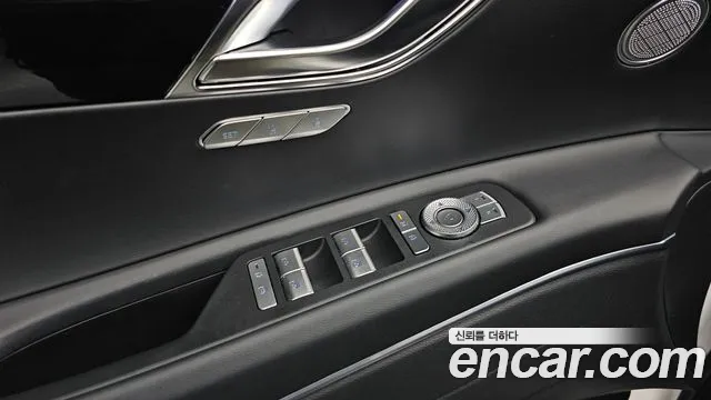 Genesis GV80 2.5T Бензин 2WD — Фото автомобиля 17