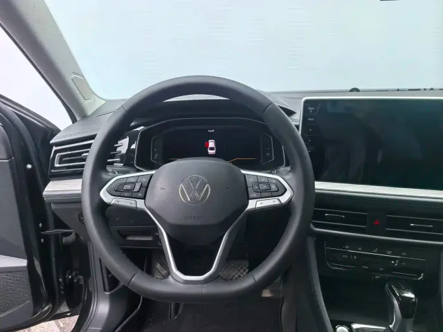 Volkswagen Sagitar — Фото автомобиля 15