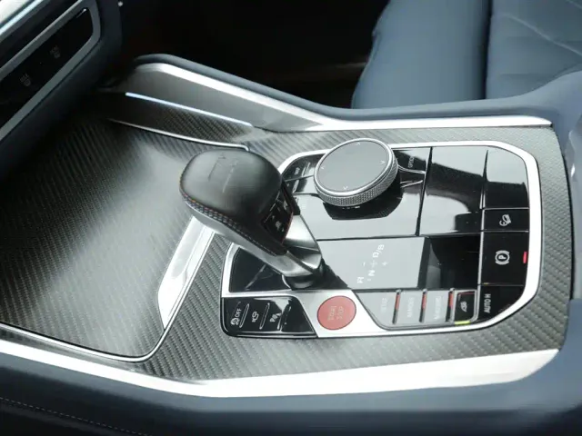BMW XM — Фото автомобиля 10