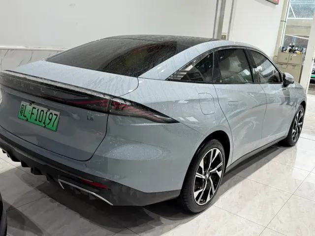 Geely Galaxy L6 — Фото автомобиля 16