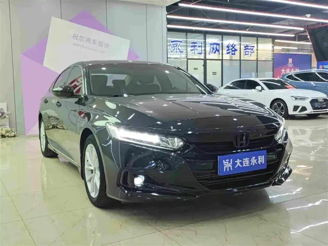 Honda Accord — Фото автомобиля 4