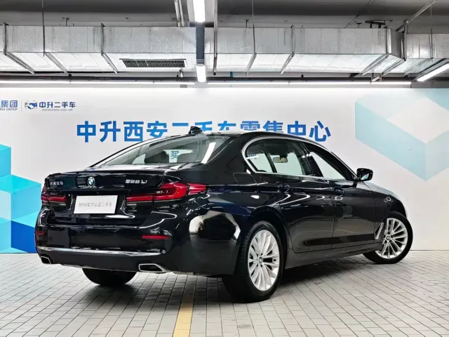 BMW 5 Series — Фото автомобиля 7