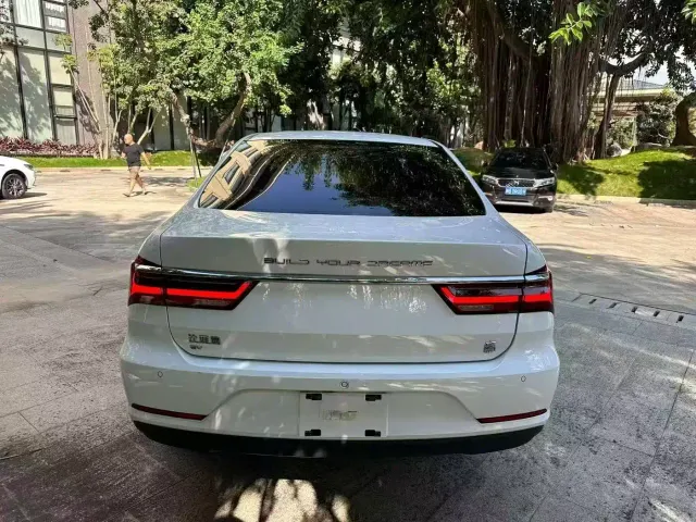 BYD Qin — Фото автомобиля 8