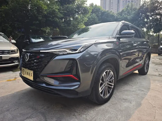 Фотография автомобиля — Changan CS75 Plus