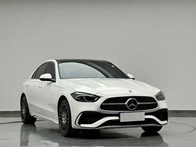 Mercedes-Benz C-Class — Фото автомобиля 4