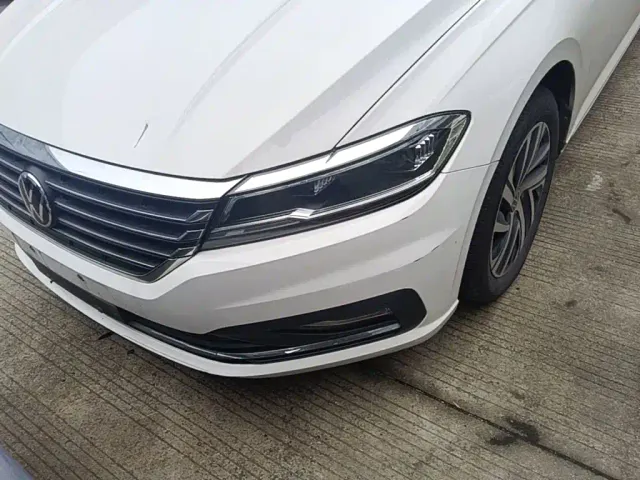 Volkswagen Lavida — Фото автомобиля 23