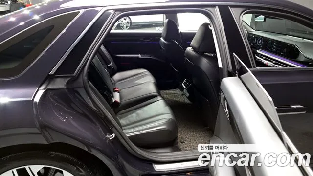 Hyundai Grandeur Grandeur (GN7) 3.5 Бензин 4WD — Фото автомобиля 12